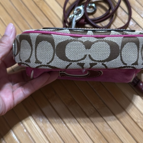 Coach Vintage Mini Camera Bag With Suede Pink And Signature Coach Jacquard Print - Picture 4 of 8